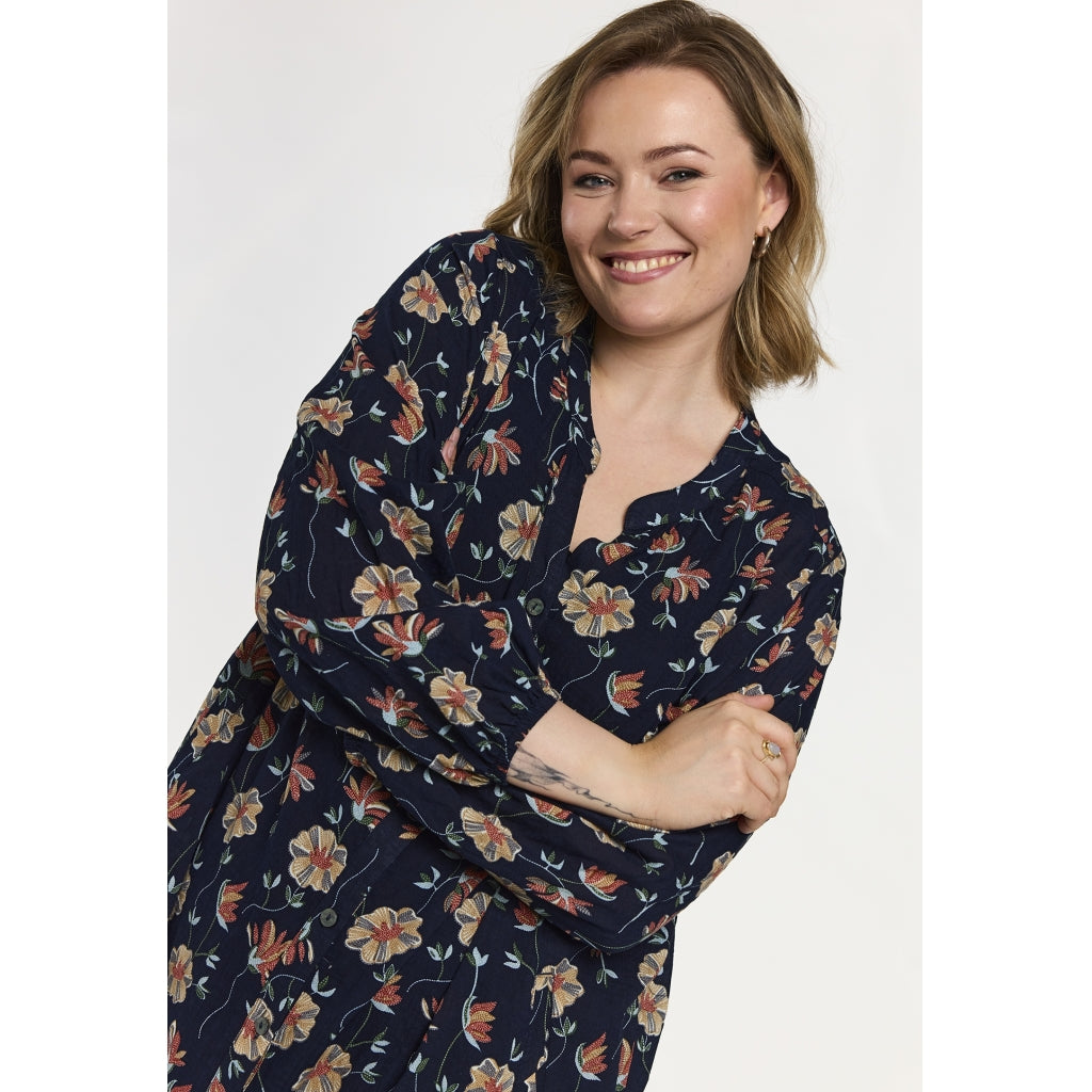 Blommig klänning från Gozzip G261000