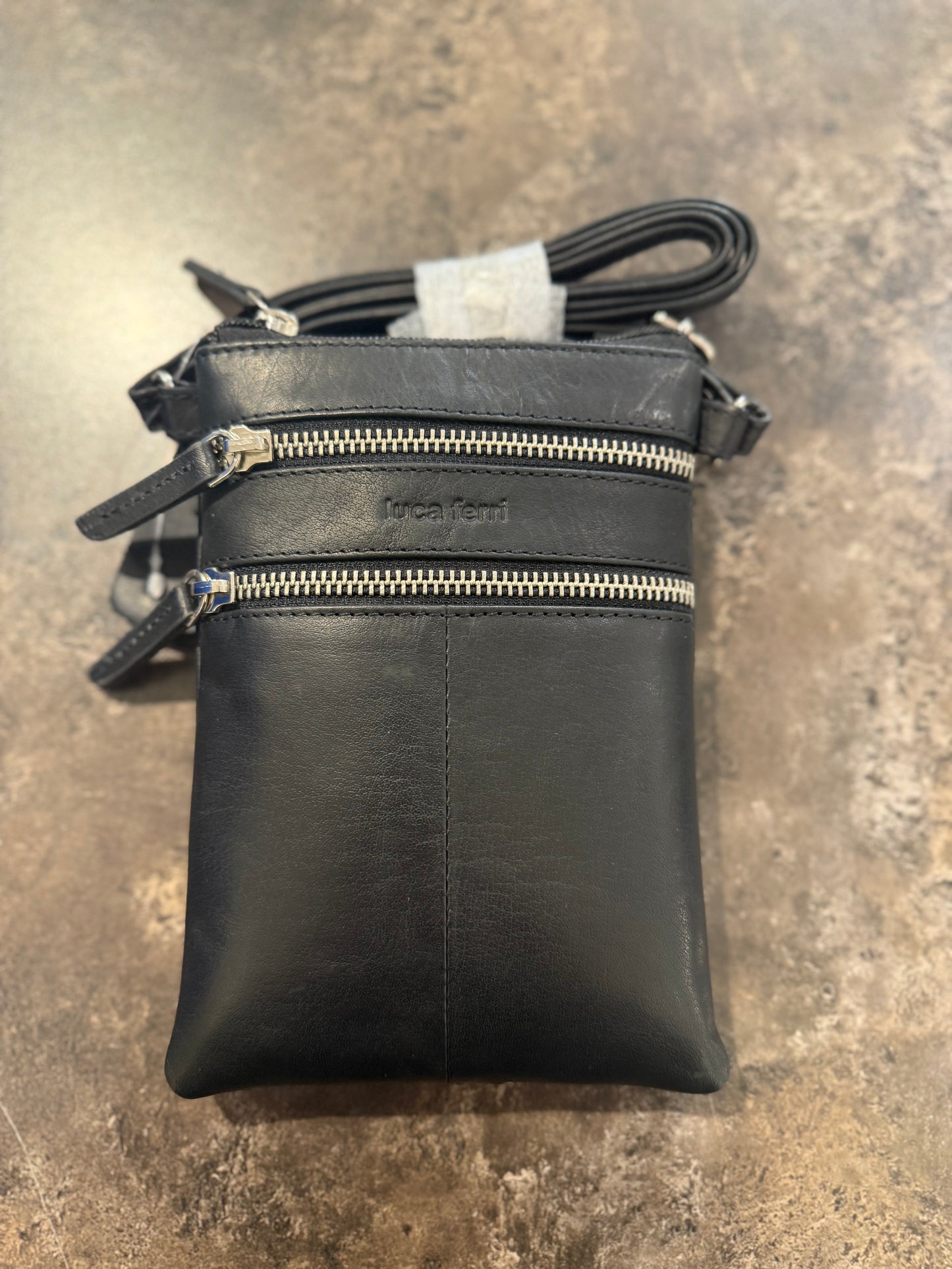 Mobilväska i äkta skinn 7401