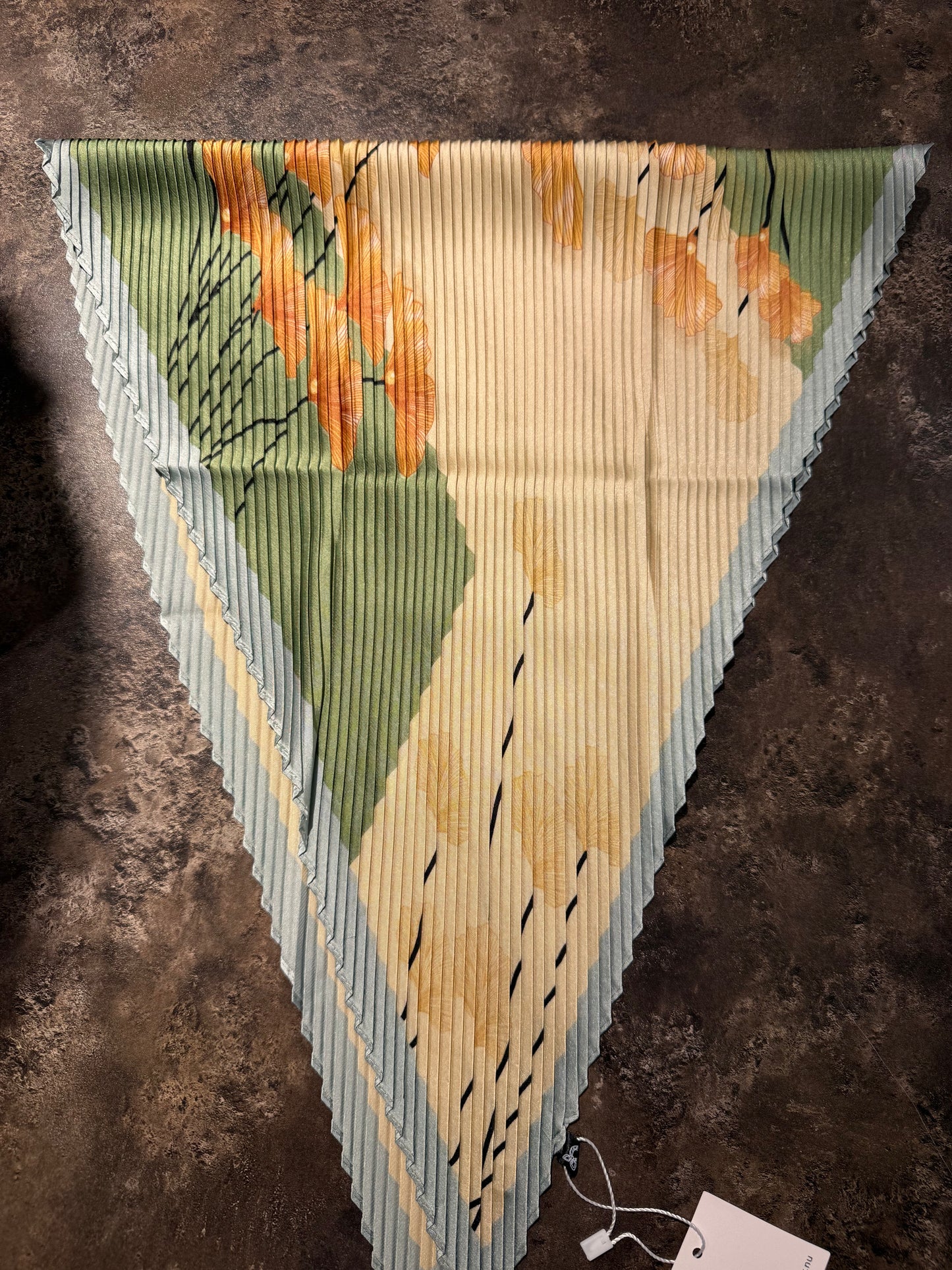 Plisserad scarf från Angels by Clair 2910