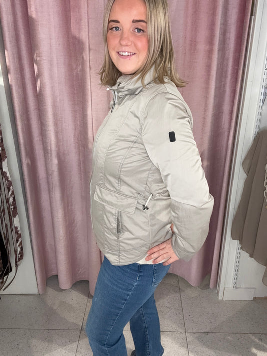 Vår jacka från Etage