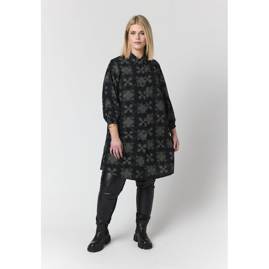 Mönstrad lång skjorta från Studio S265807