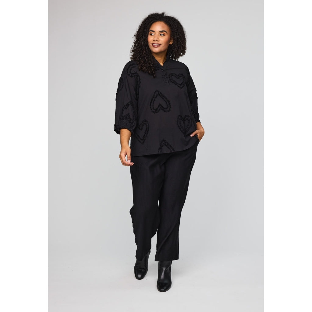 Blus med hjärtan från Studio S262857