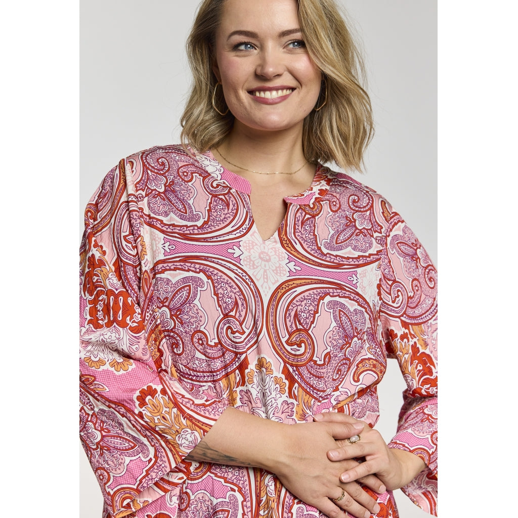 Rosa mönstrad tunika från Gozzip G263053