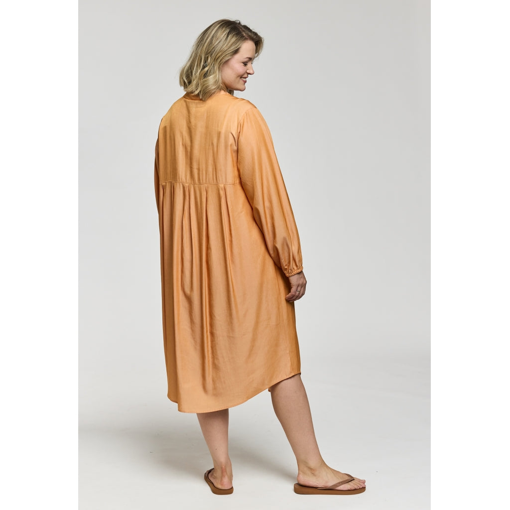 Orange lång skjorta från Gozzip G263028