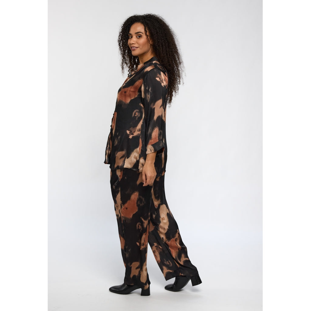 Mönstrad blus från Studio S256825