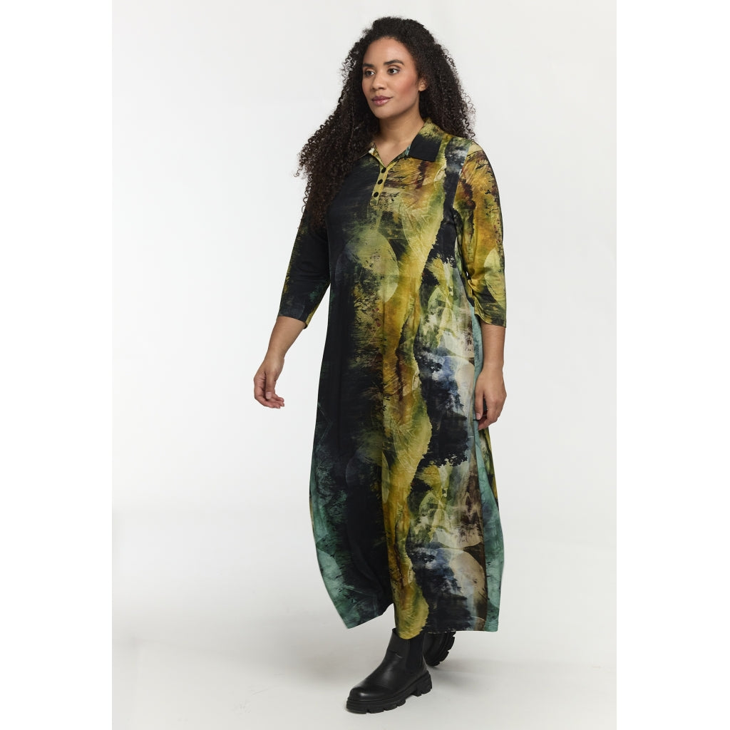 Klänning från Studio S261800