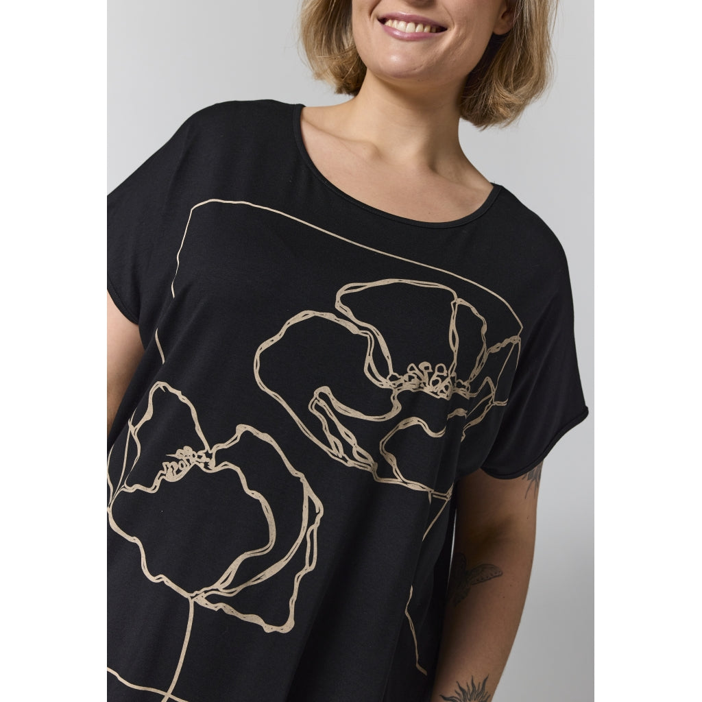 Mönstrad Gitte T-shirt från Gozzip G265034