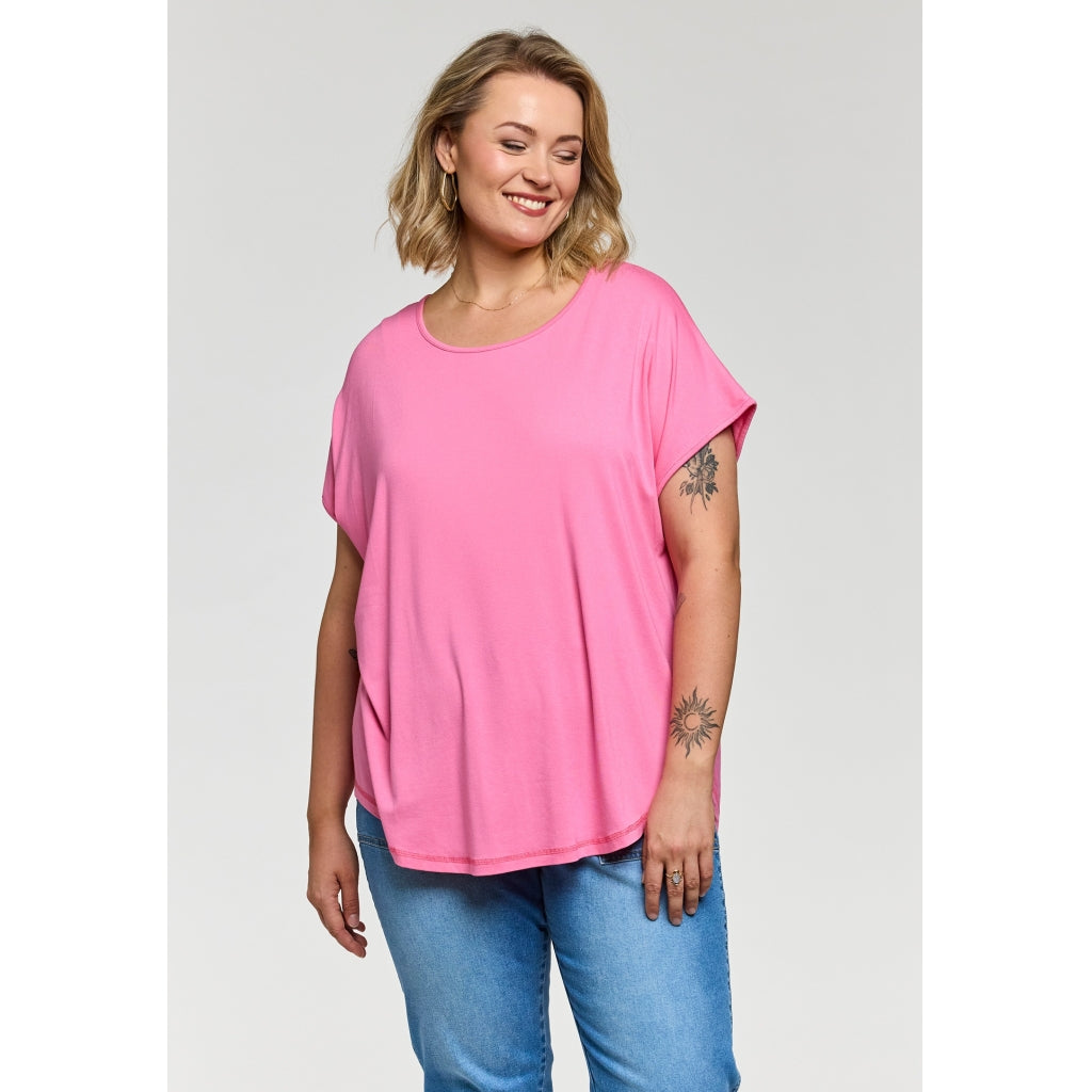 Rosa Gitte T-shirt från Gozzip 9905