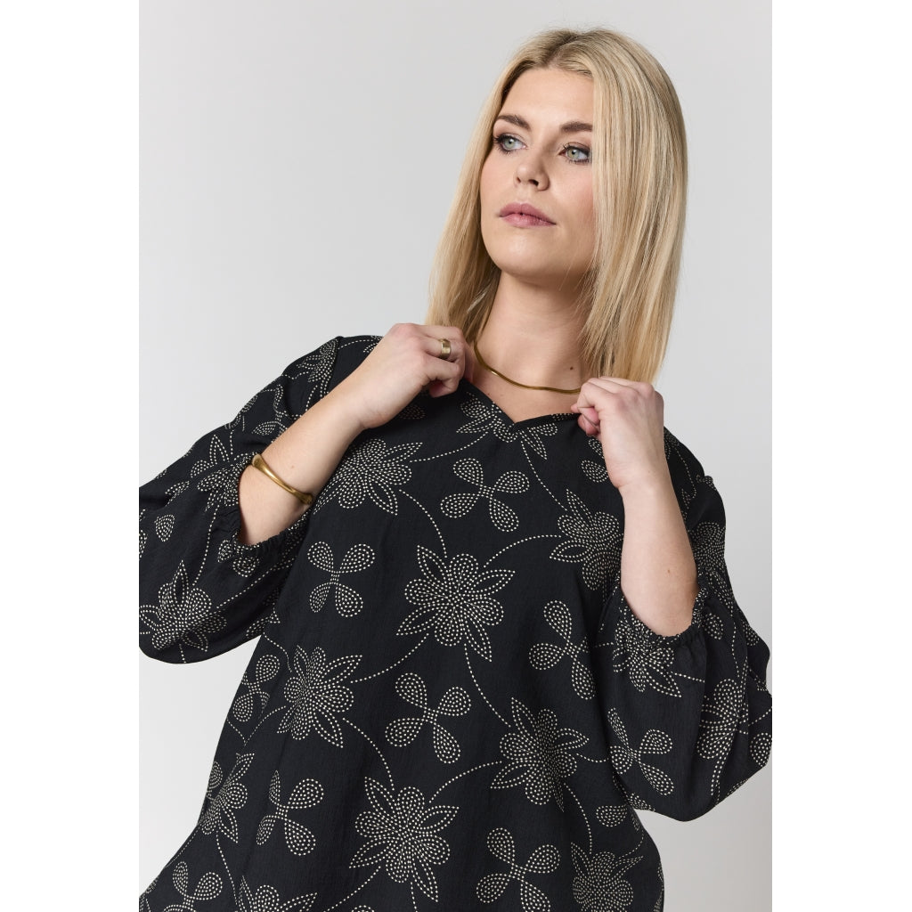 Mönstrad blus från Studio S265806