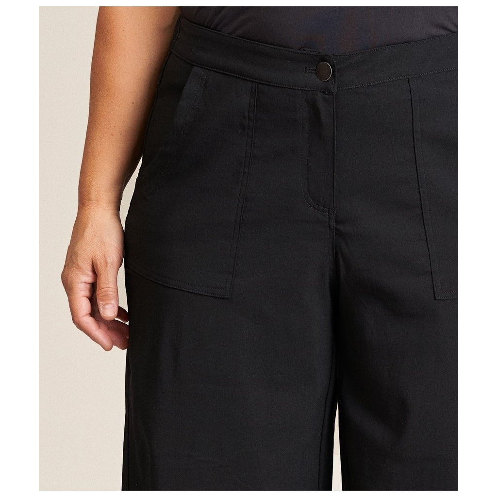 Svarta baggy pants från Gozzip 9903