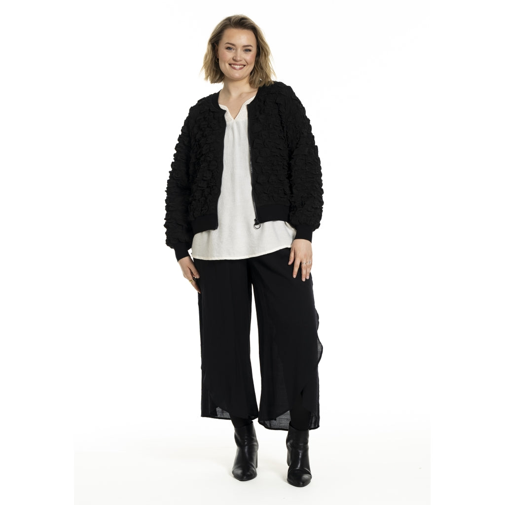 Svart jacka från Gozzip G256028