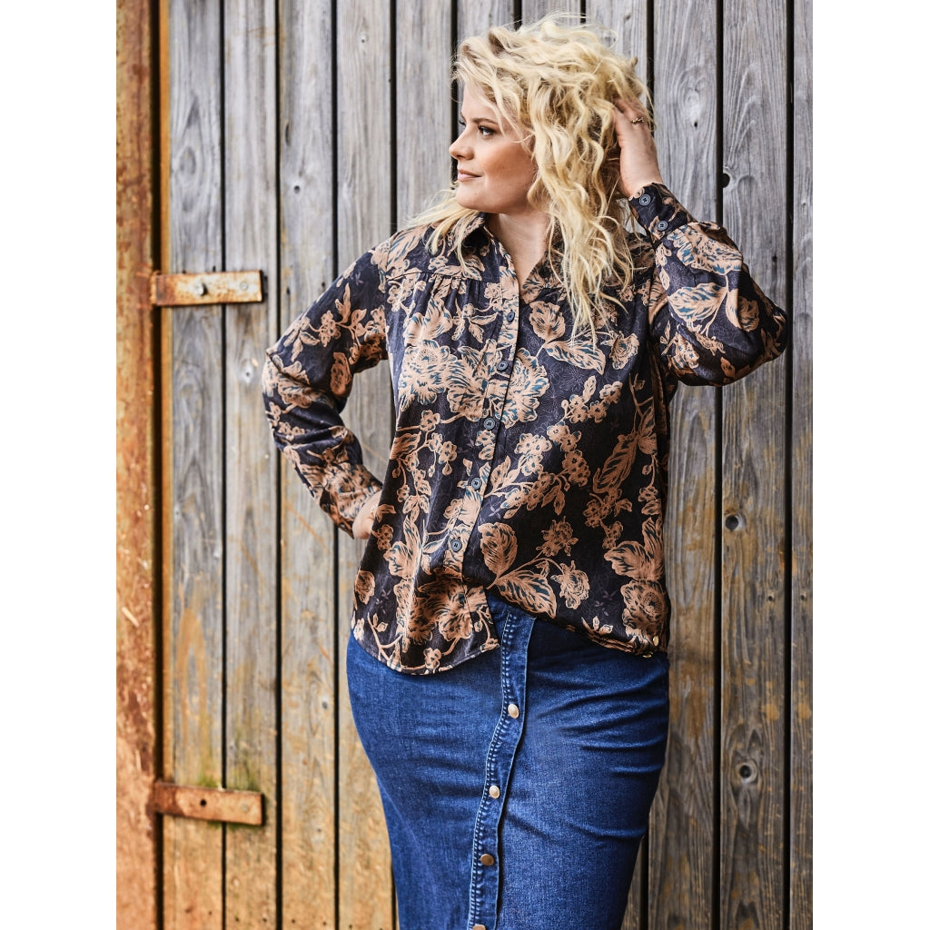 Blus från Zoey 261-0147