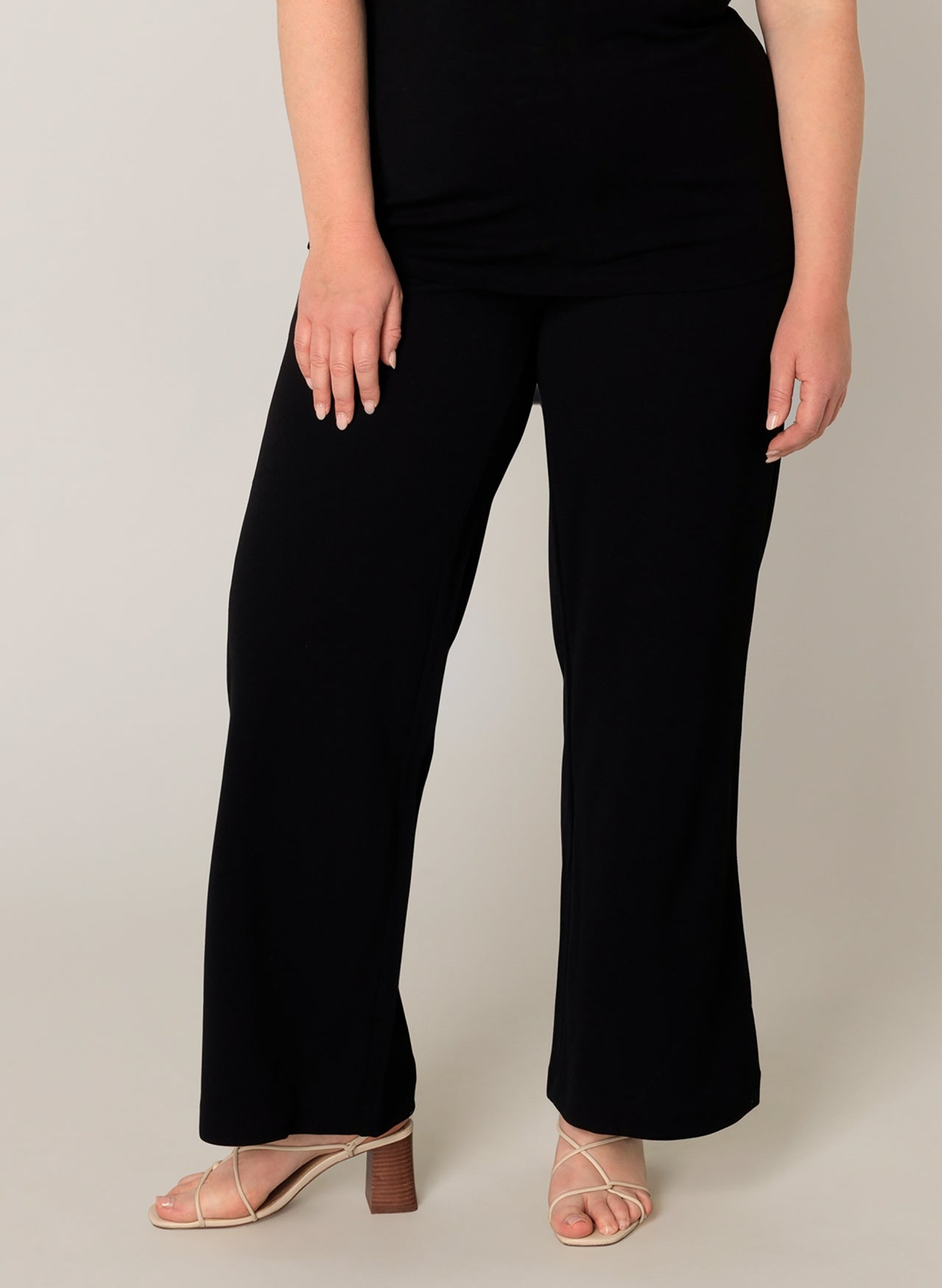 Byxa med vida ben från YESTA 7000092