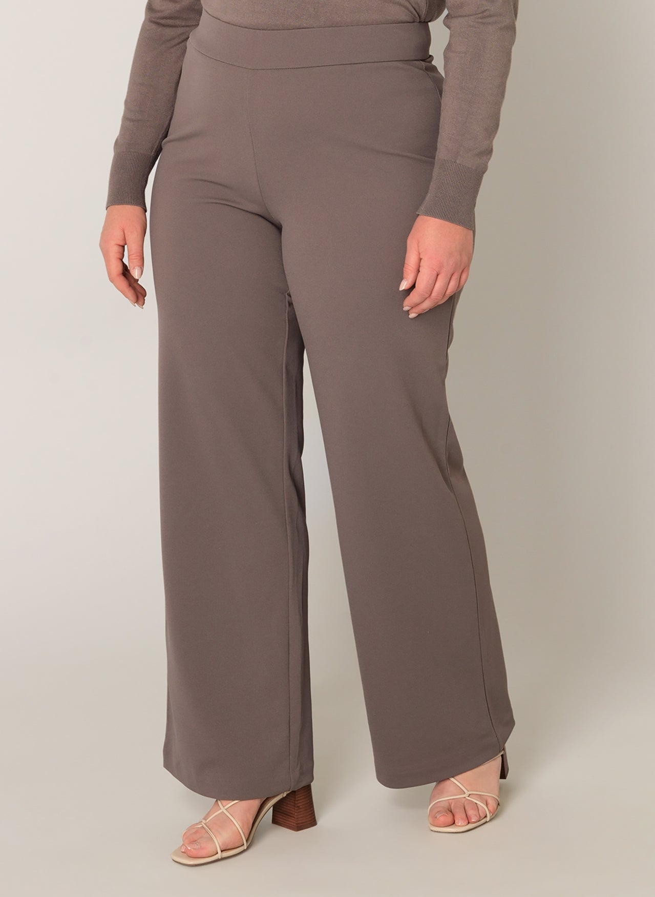 Byxa med vida ben från YESTA 7000092