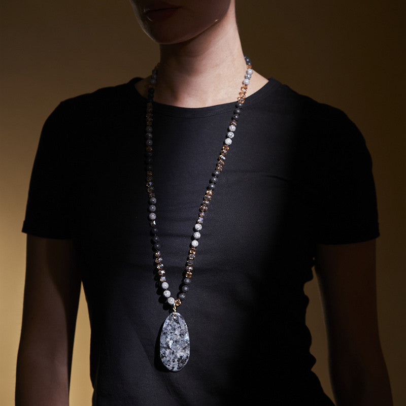 Halsband från Moshi 13047