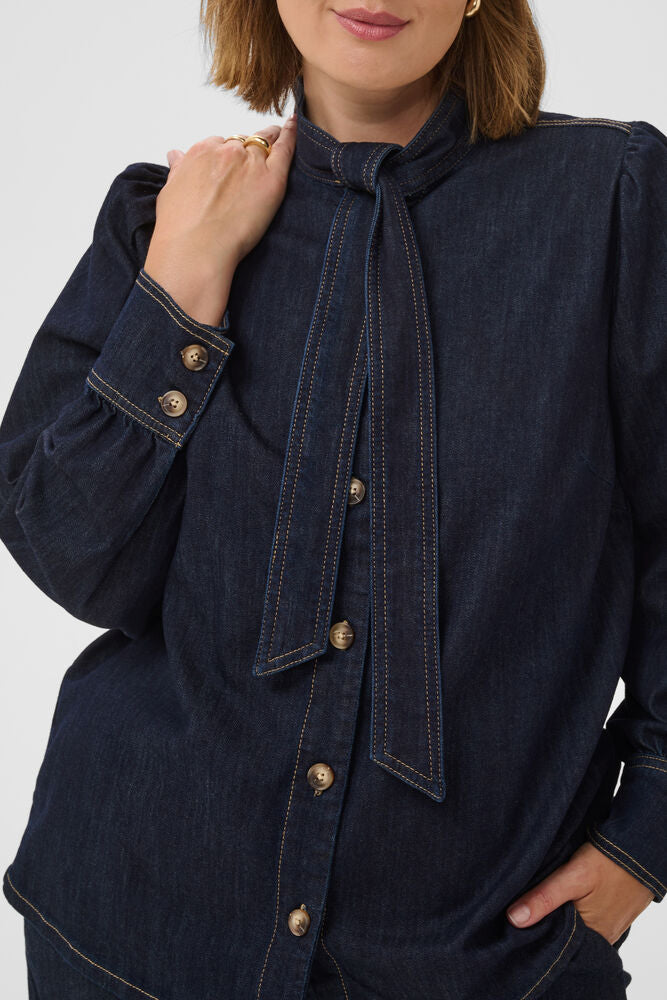 Tuff jeans skjorta från Kaffe Curve 10584365