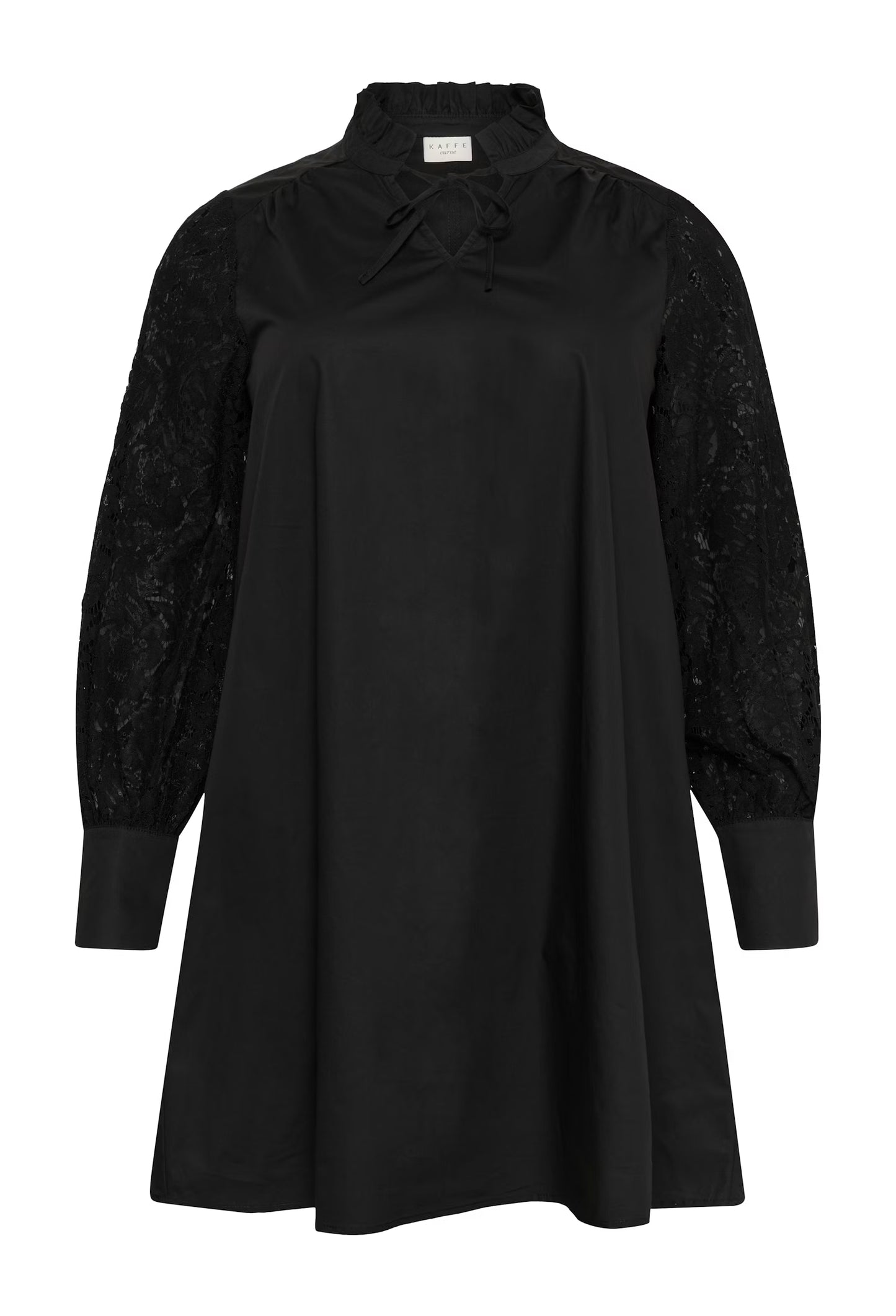 Svart klänning från Kaffe Curve 10583683