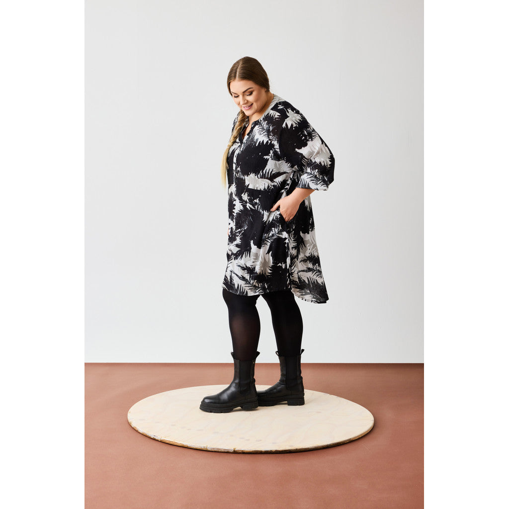 Svart/vit tunika från NR 1 By OX 62975