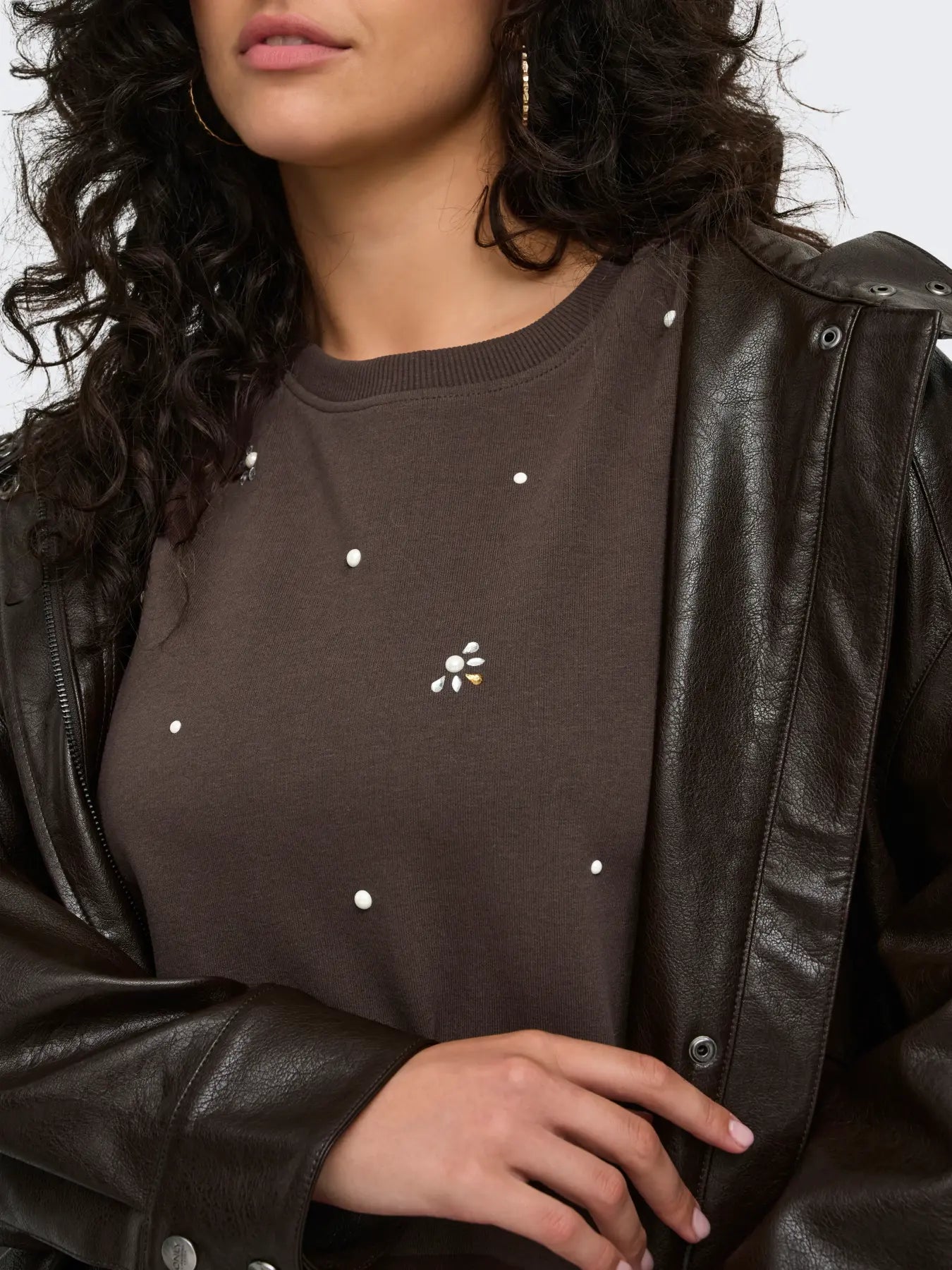 Mysig sweatshirt från Carmakoma 15381037