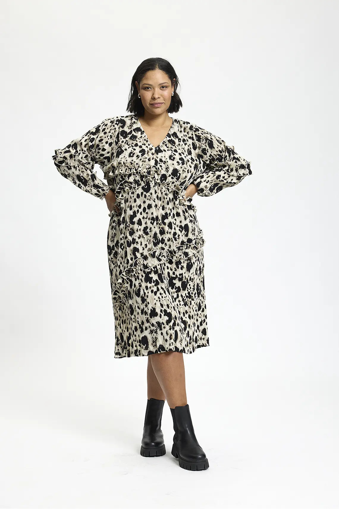 Plisserad klänning från Anyday 800313