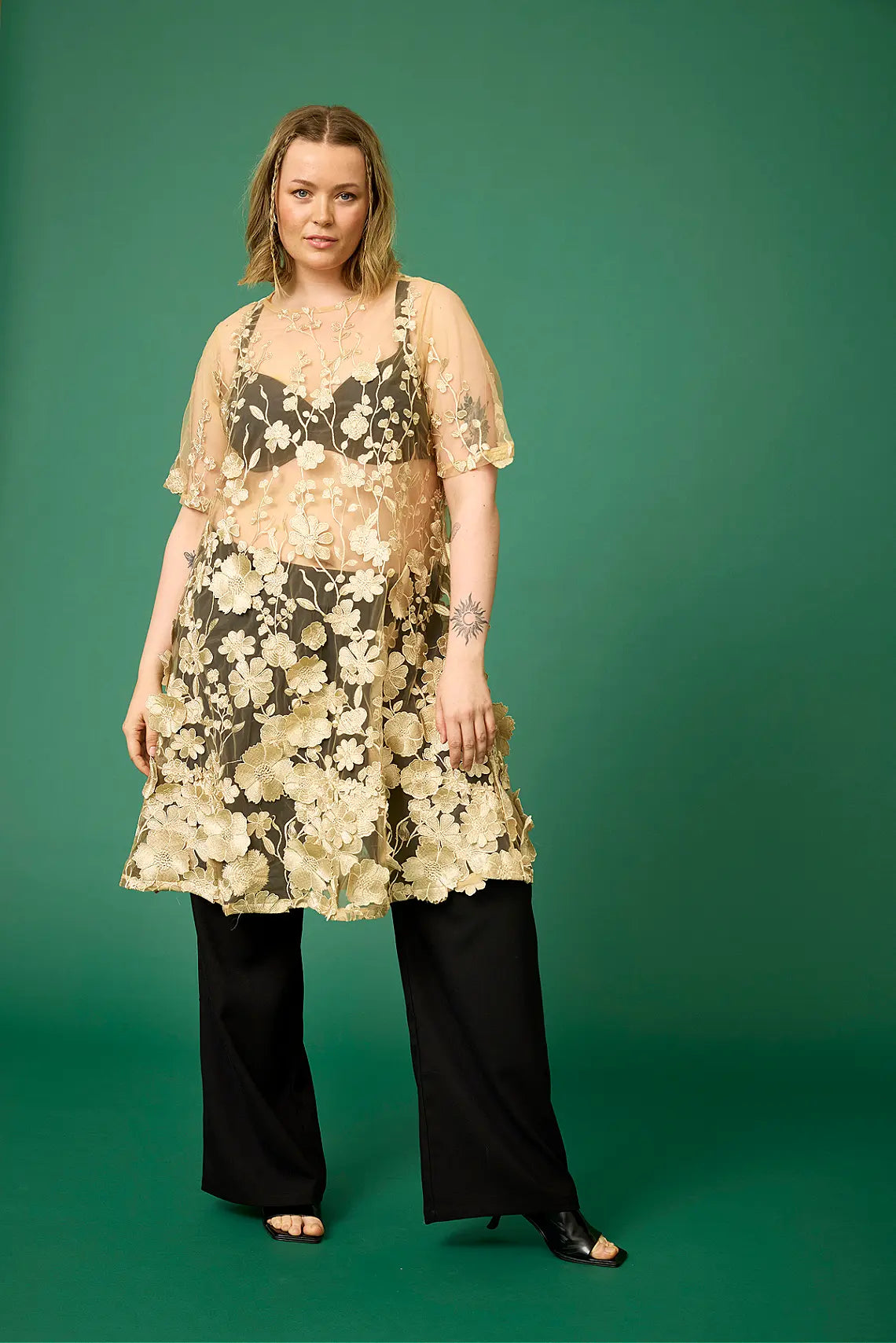 Lyxig klänning från Anyday 800425