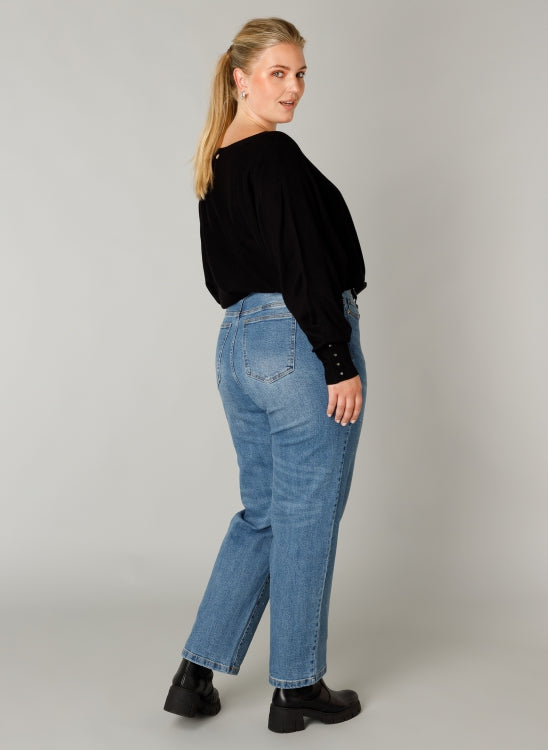 Svart tröja från Yesta A005730