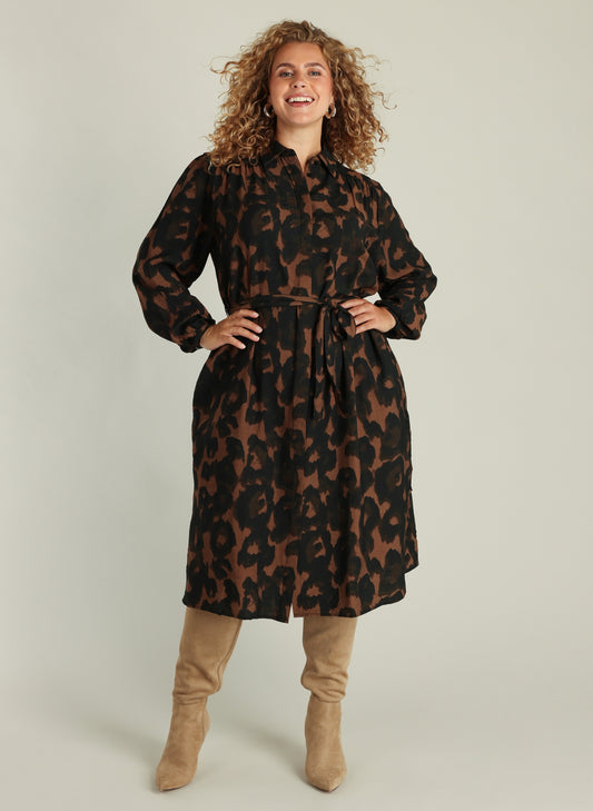 Leopard mönstrad klänning från Yesta A005792