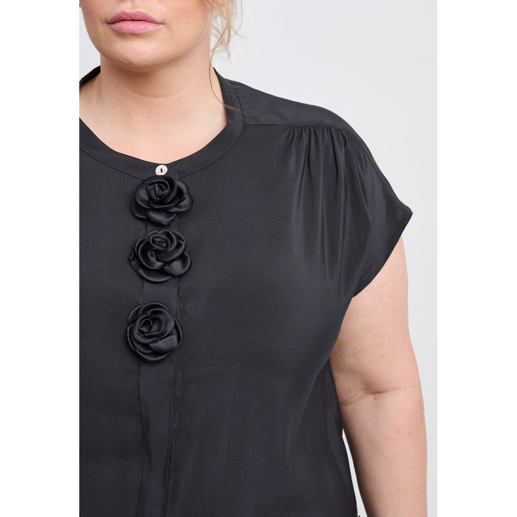 Elegant blus från Adia 3534