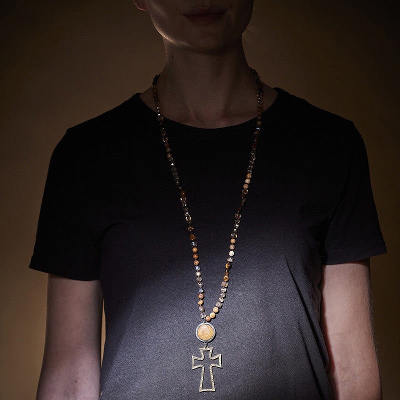 Långt halsband med kors från Moshi 14314