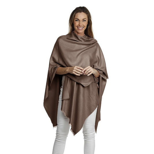 Taupe färgad poncho från Moshi 12864