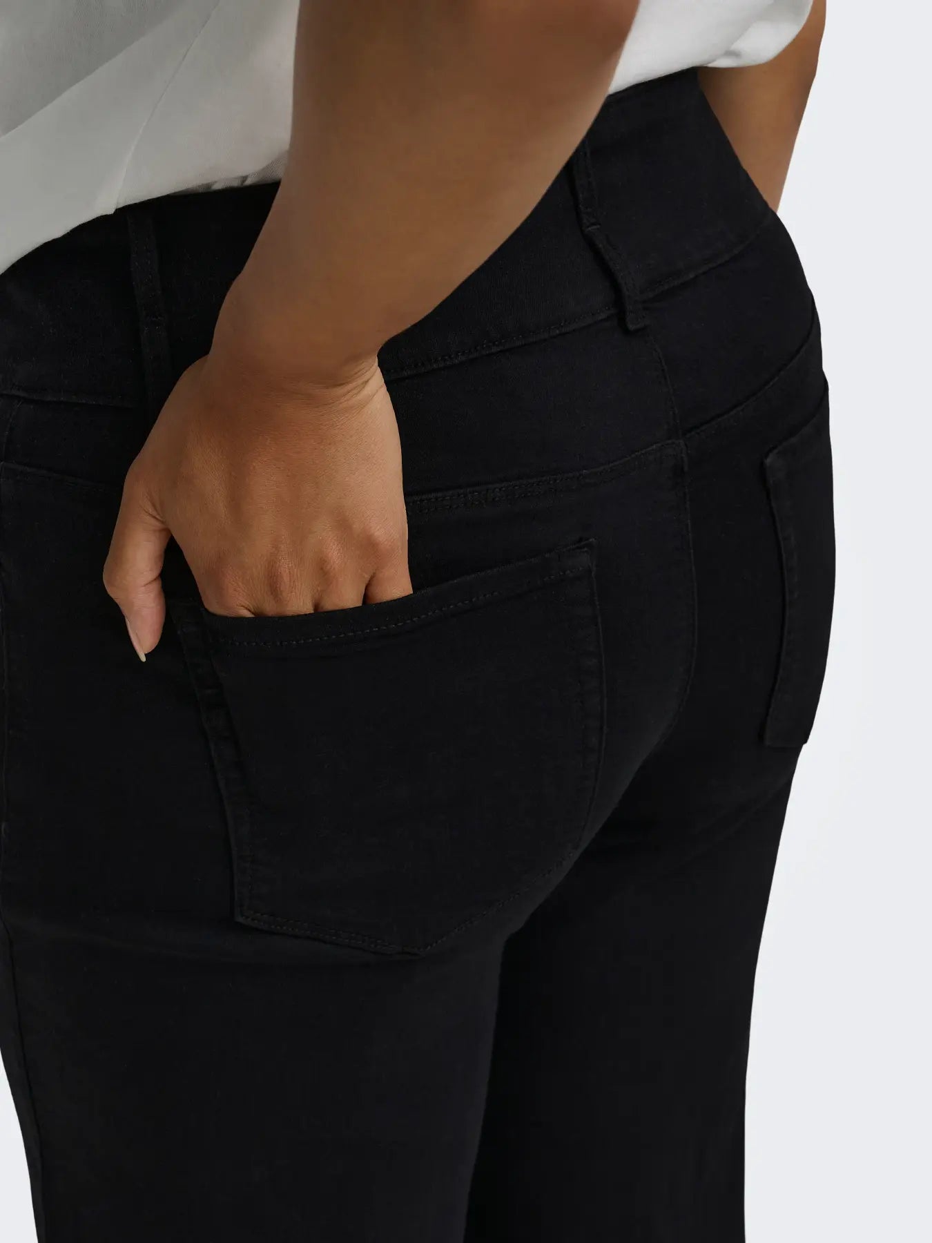 Jeans med vida ben från Carmakoma 15377618