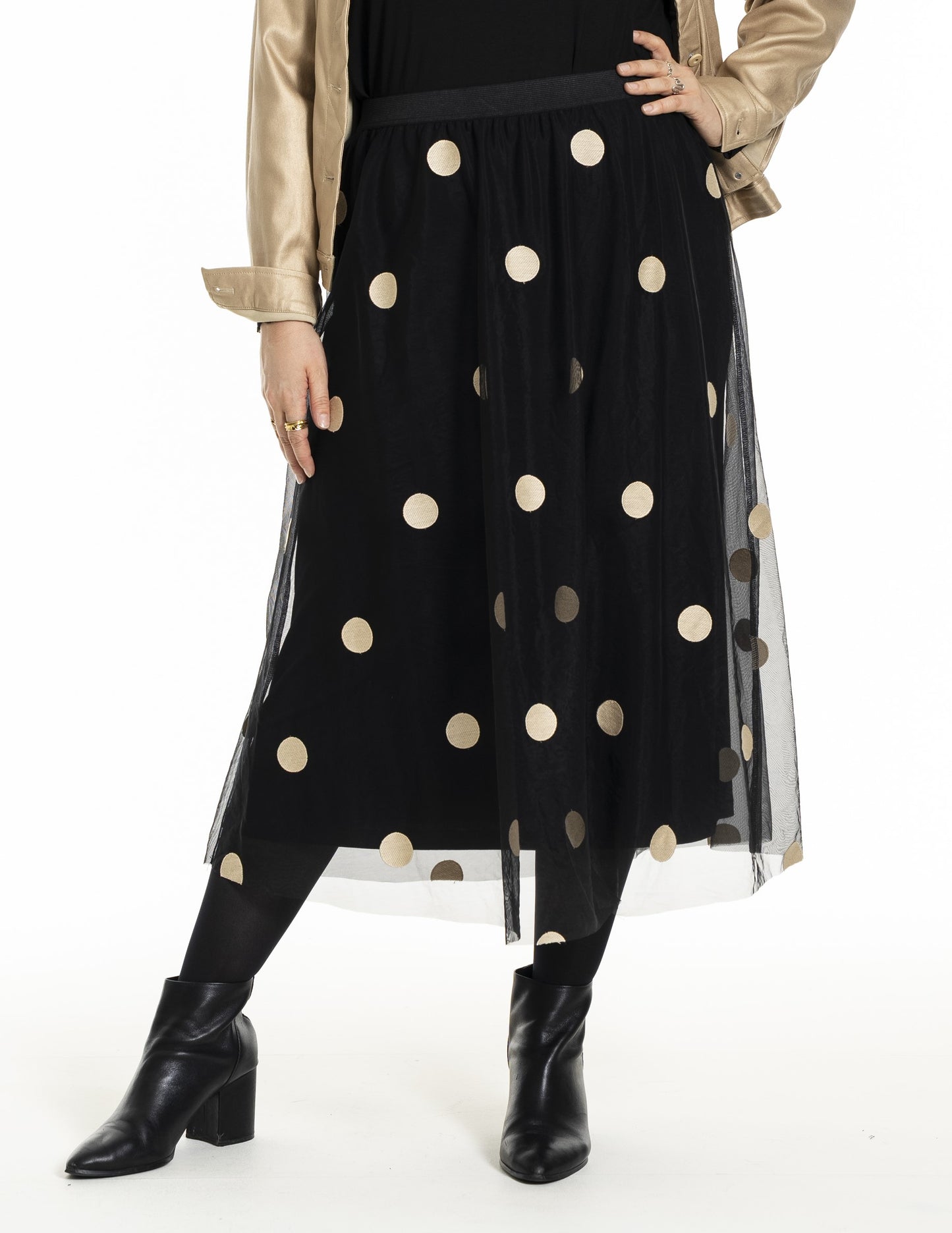 Prickig tyllkjol från Gozzip G256041