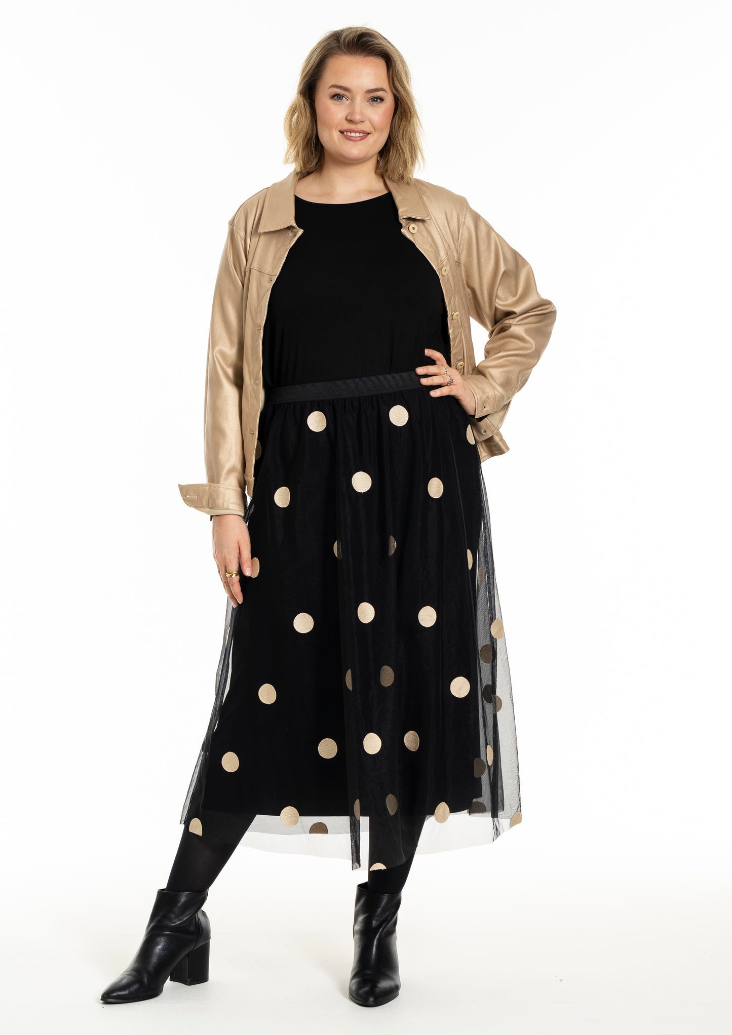 Prickig tyllkjol från Gozzip G256041