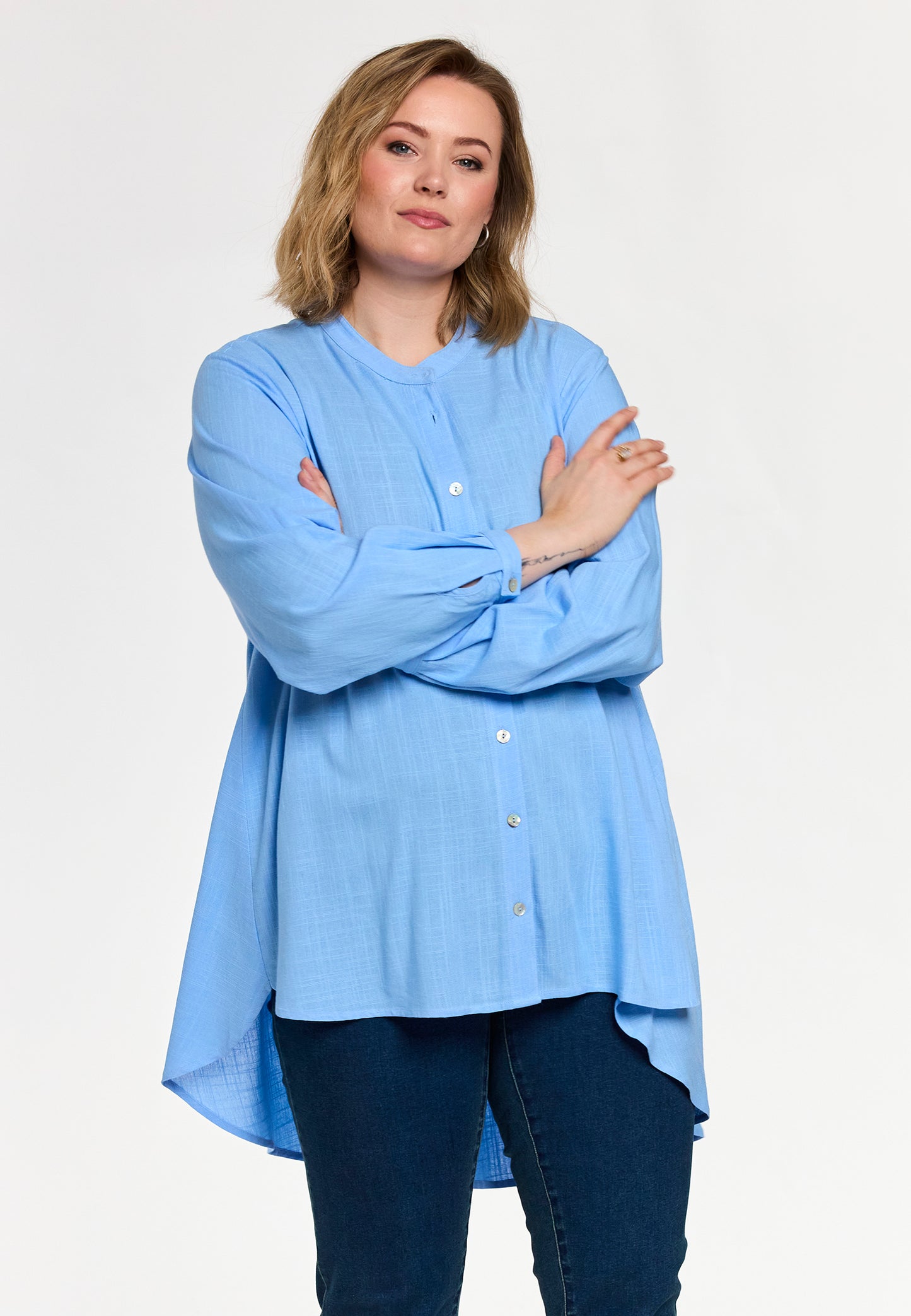 Ljusblå skjorta från Gozzip G261019