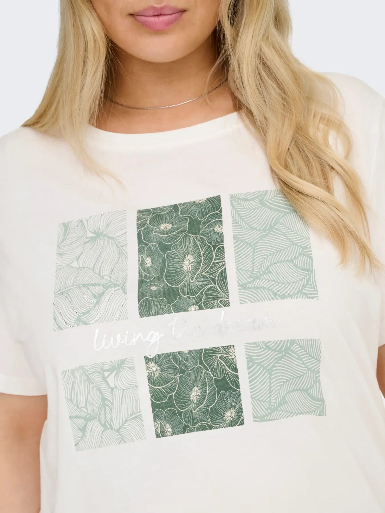 T-shirt med grönt tryck från Carmakoma 15353271