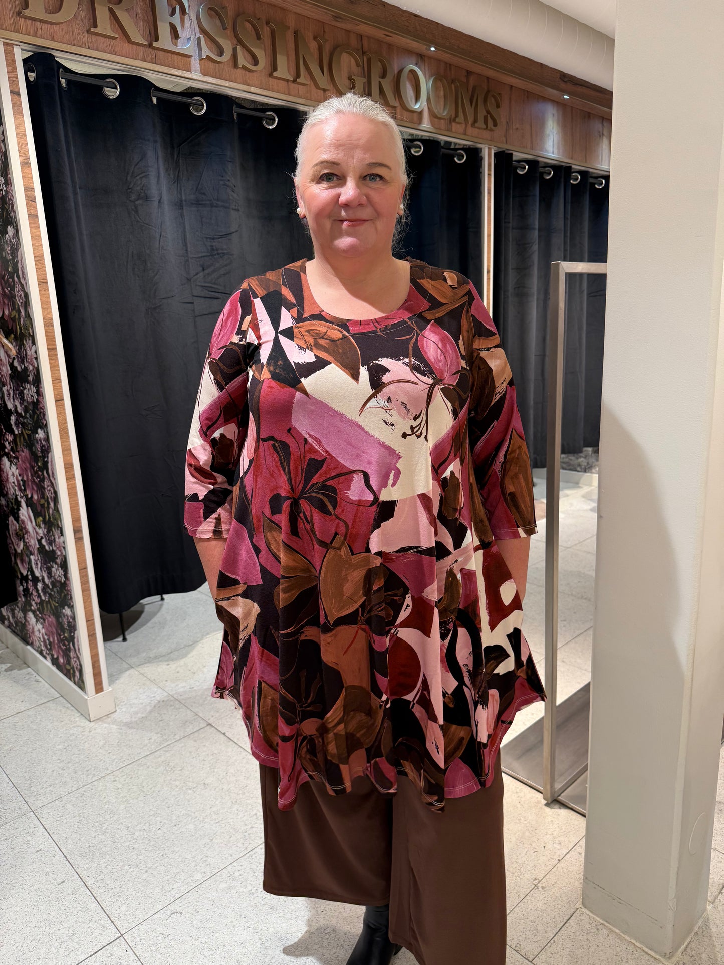 Blommig tunika från Kanok Rene