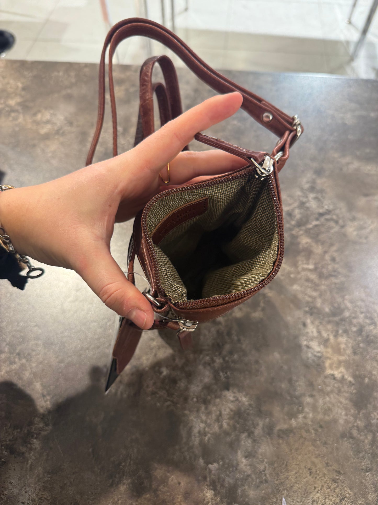 Mobilväska i äkta skinn 7401