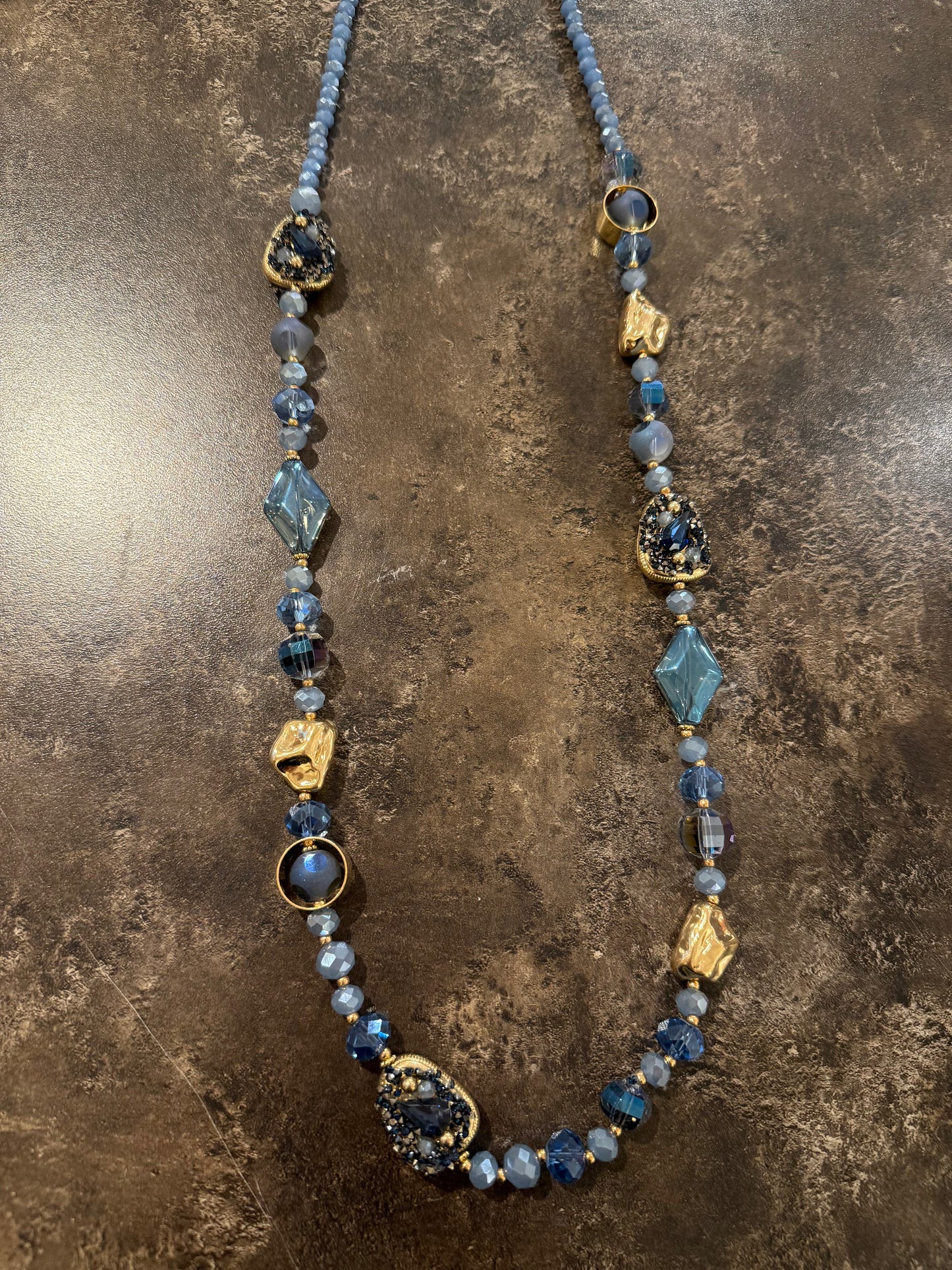 Långt halsband från By Olbers 26904