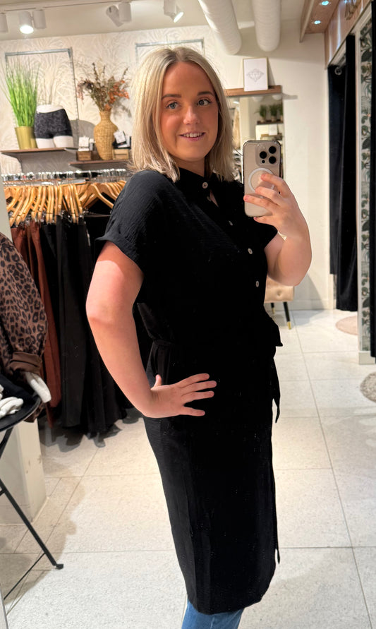 Svart långskjorta/klänning från Carmakoma 15372043