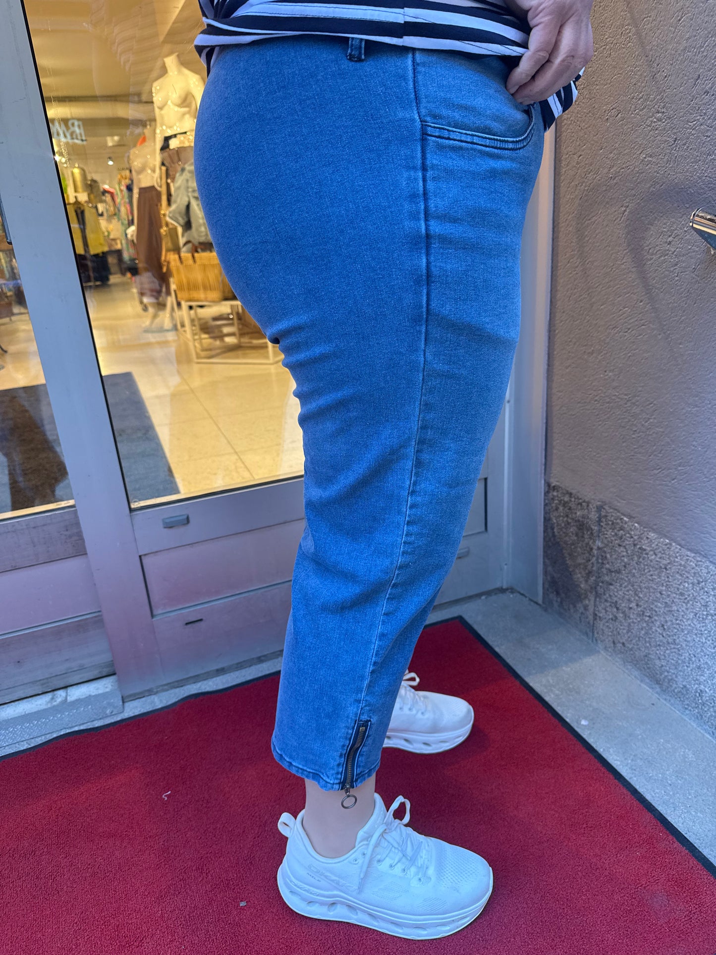 Capri jeans från Zhenzi 201399