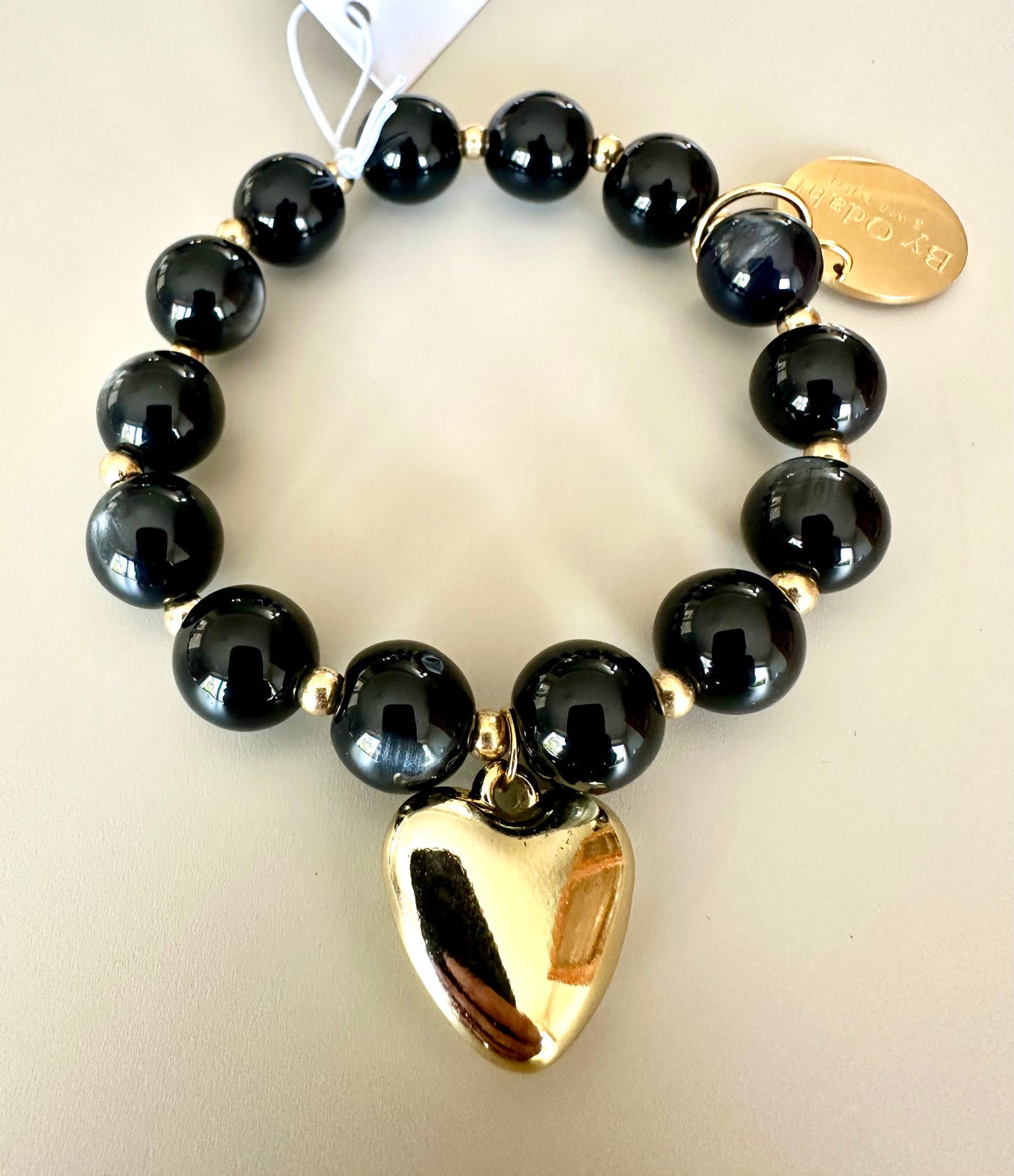 Armband med hjärta A111