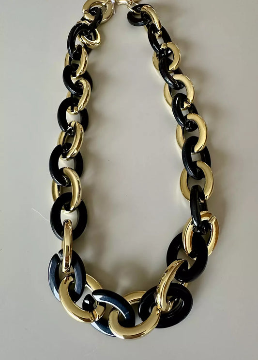 Långt halsband från By Odahl H111-1
