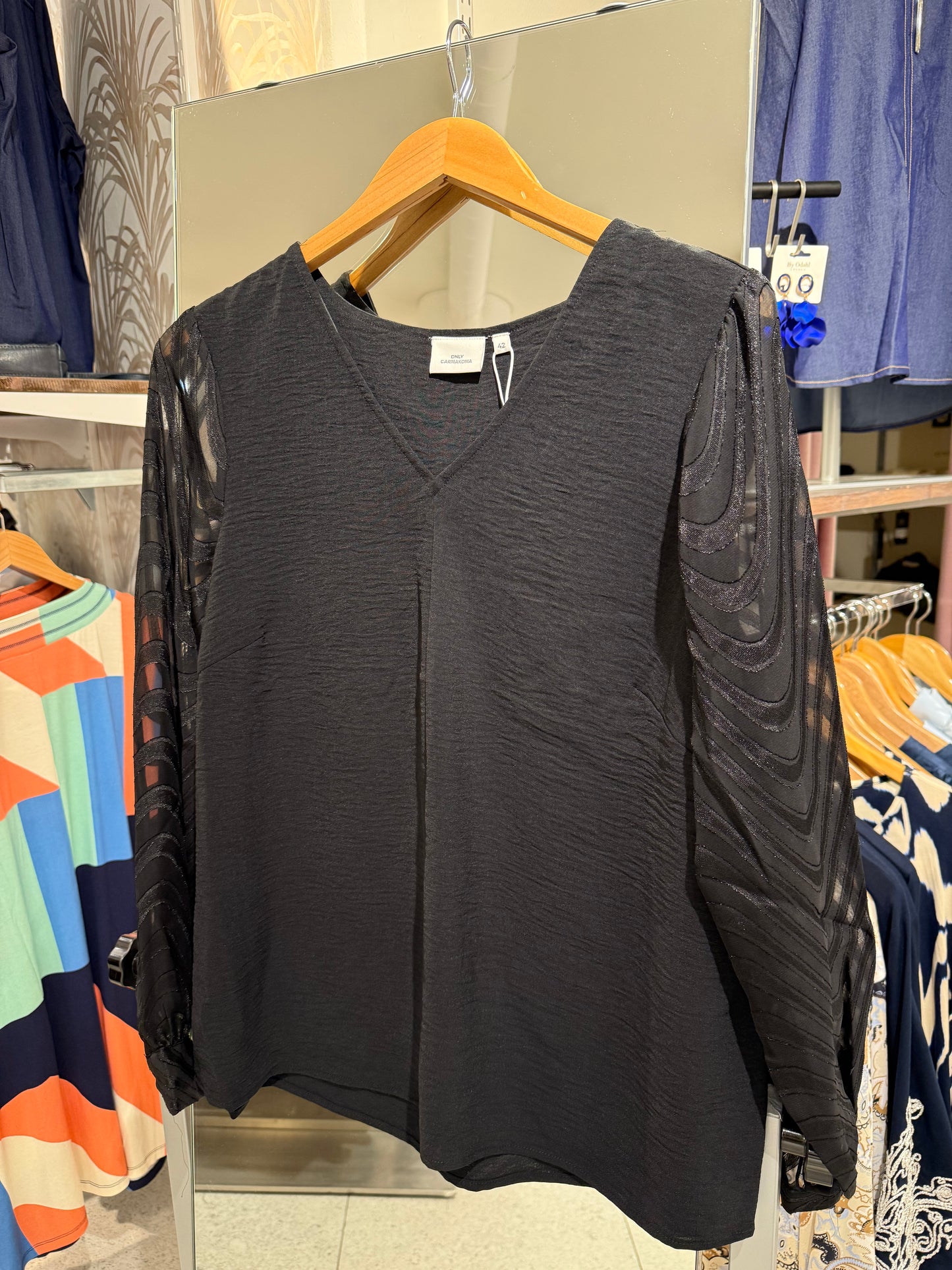 Festlig blus från Carmakoma 15381173