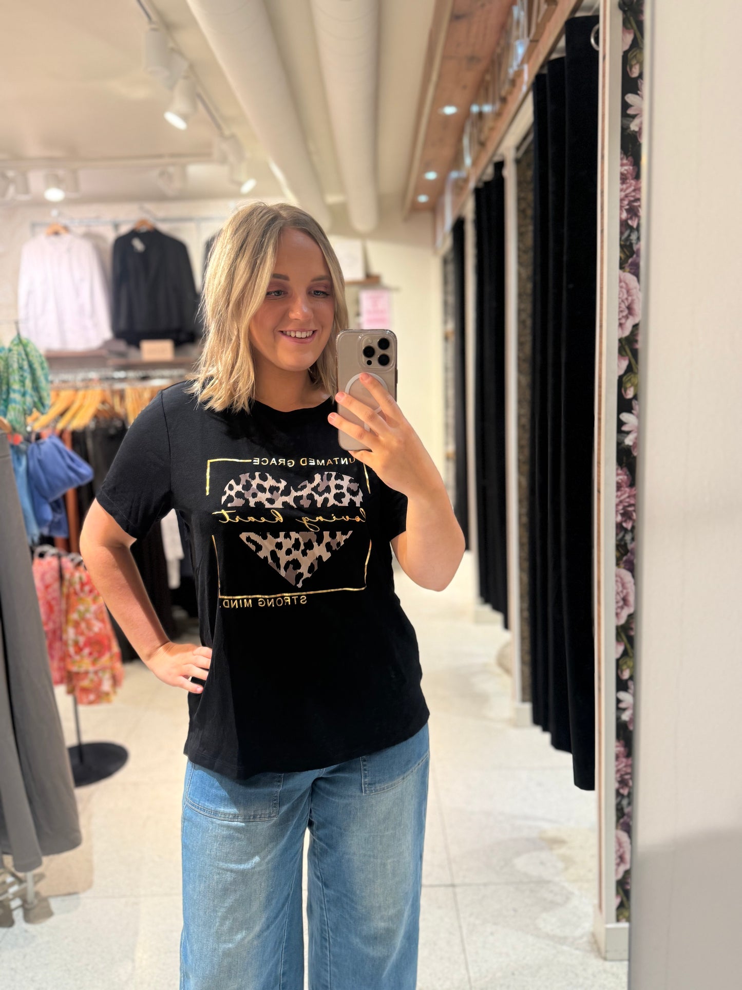 Tuff T-shirt från Carmakoma