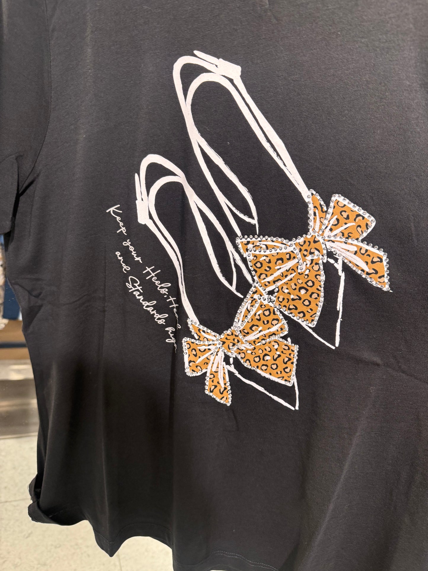 Tuff T-shirt från Carmakoma 15381052