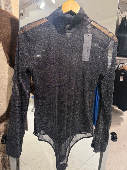 Glittrig body från Lingadore 8805