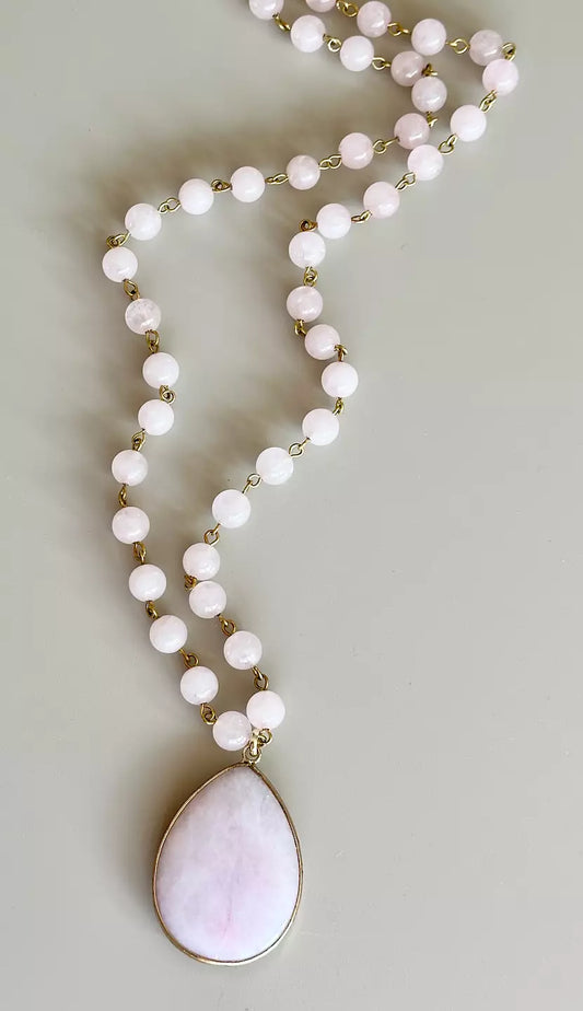 Rosa halsband från By Odahl H170