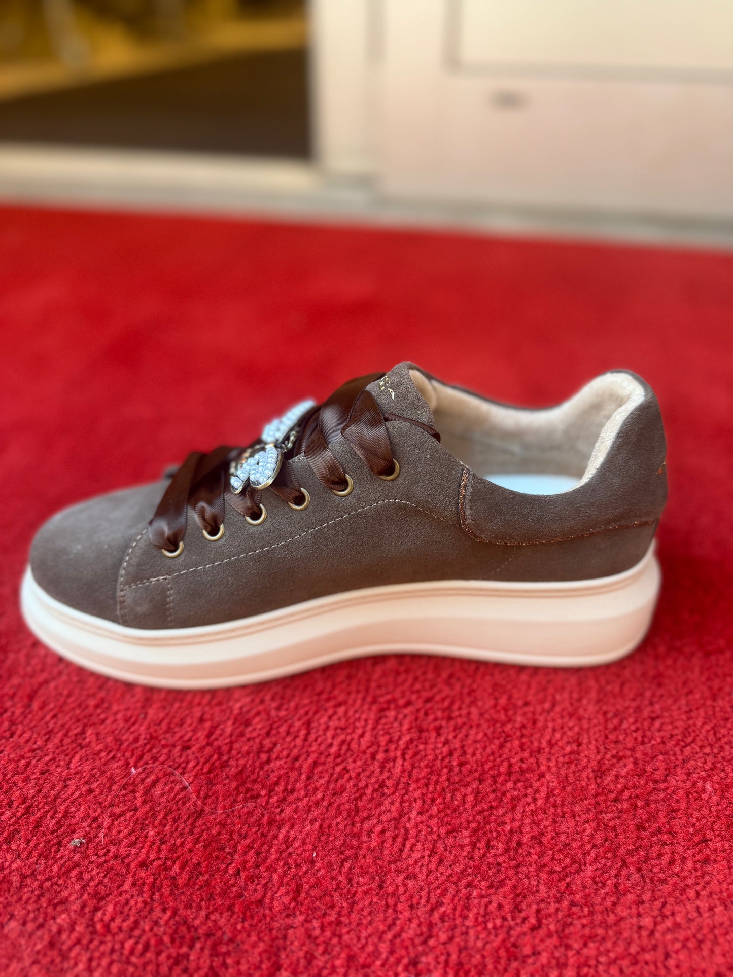 Sneakers från Tosca Blu 003