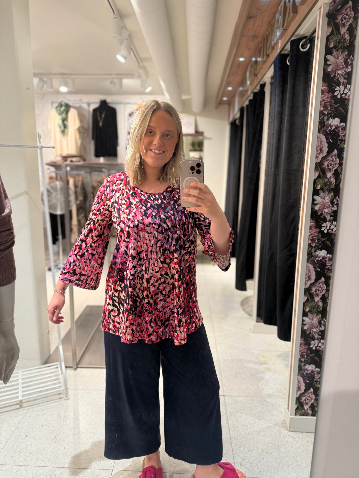 A-formad tunika från Arimi 253340