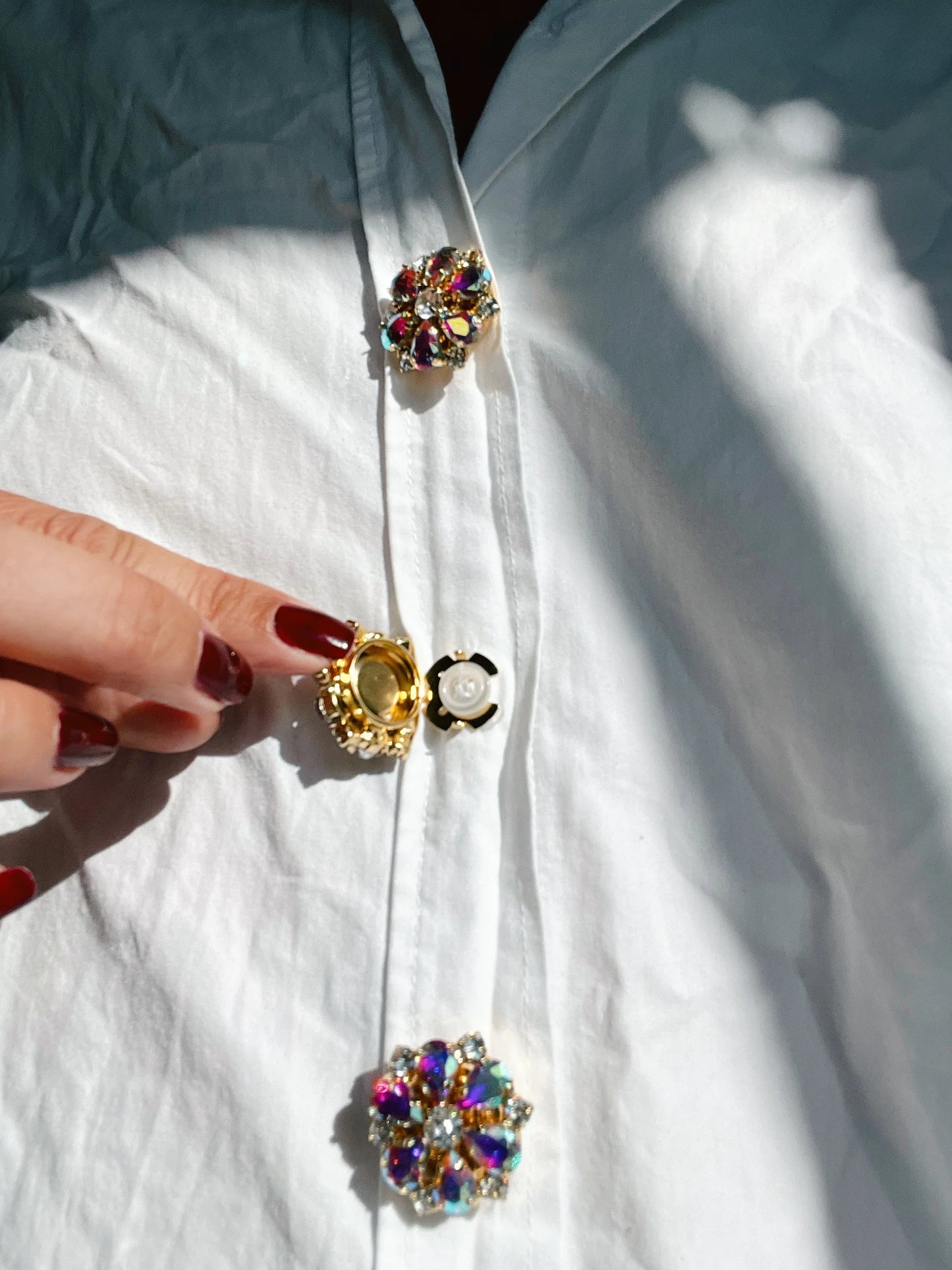 Knapp smycke 40.01 Emy